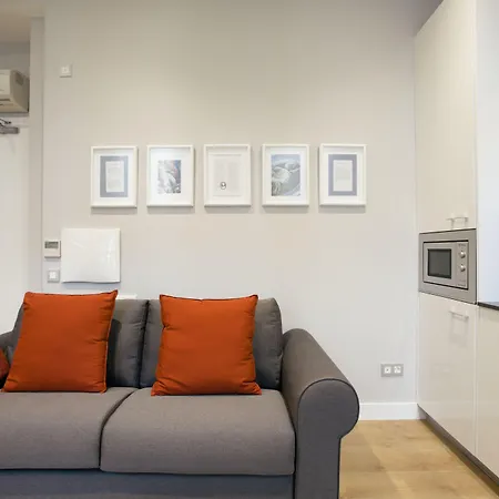 Legazpi Doce & 4* San Sebastián