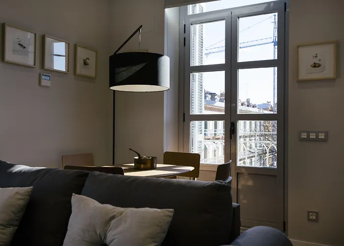 Legazpi Doce & 4* San Sebastián