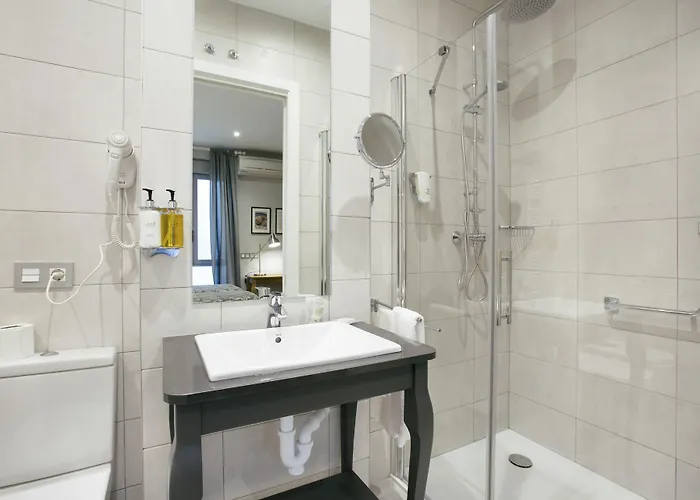 Pensionat Legazpi Doce & 4*