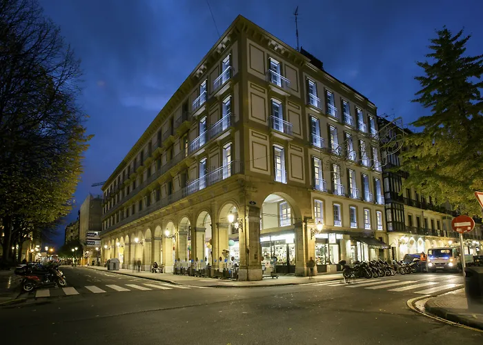 Legazpi Doce & 4* San Sebastián